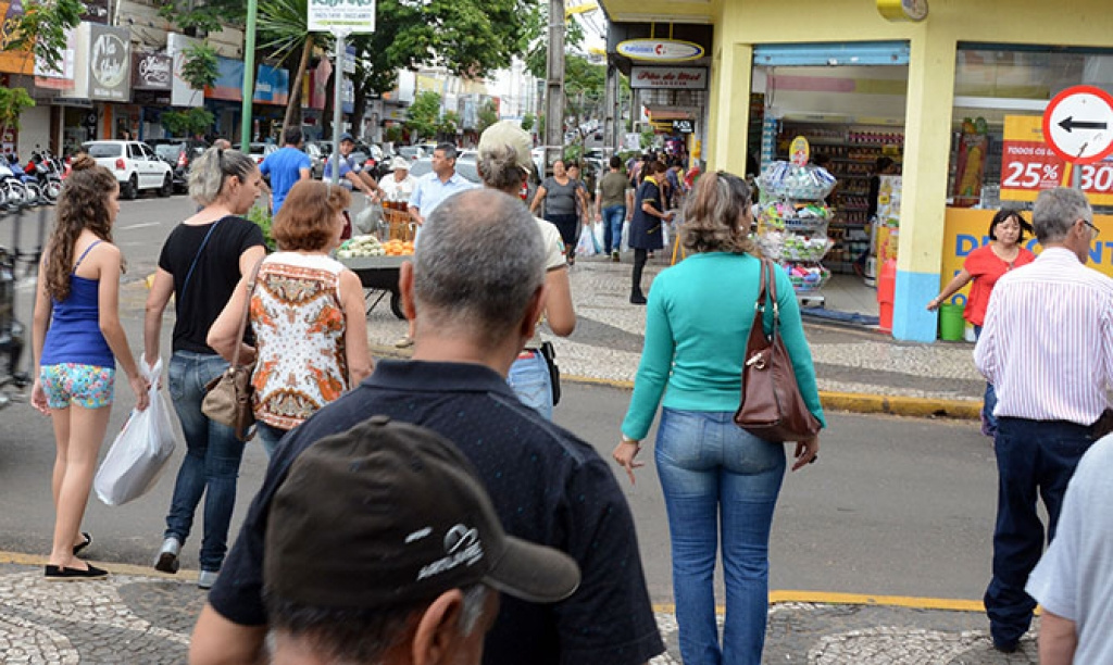 Janeiro sem sábados especiais. Confira como fica o calendário comercial de Paranavaí para os próximos dias.