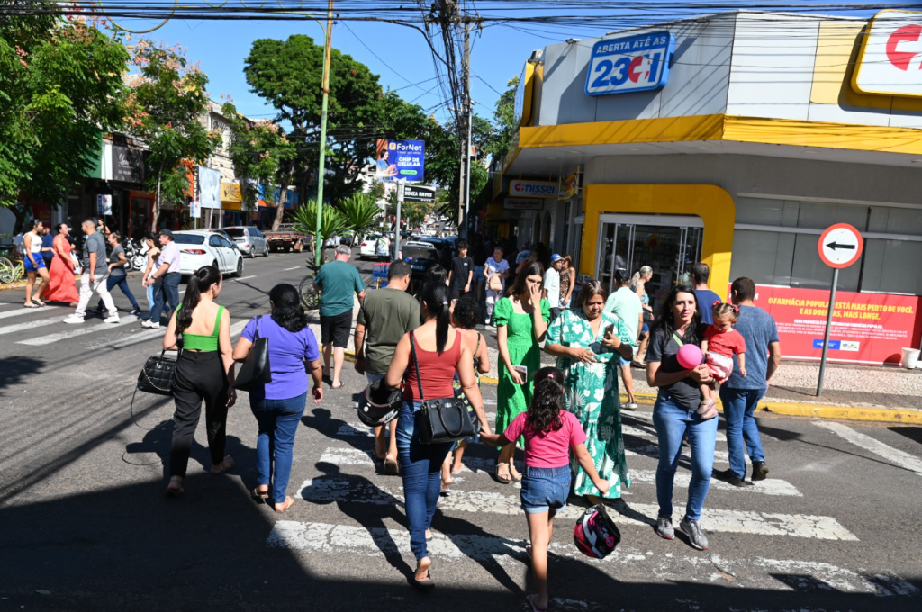 Comércio de Paranavaí terá horários estendidos para o Dia dos Pais
